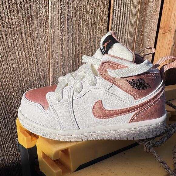 Nike Air Jordan 1 Satin Mid Shoes Toddler 8C White Rose Gold Pink 644507-190 - Picture 1 of 8